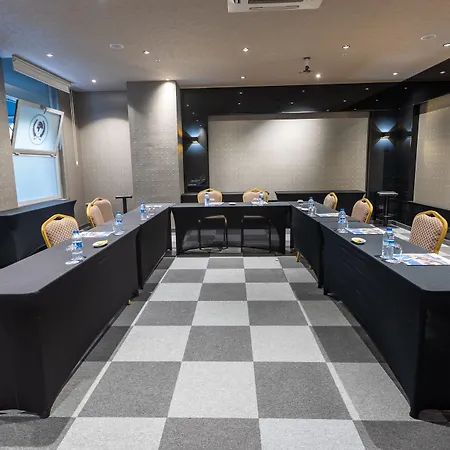 Tryp By Wyndham Sancaktepe Hotel