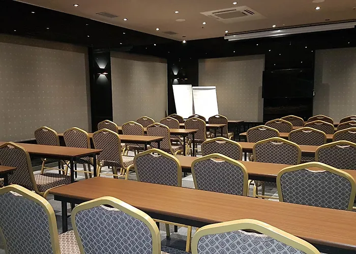 Tryp By Wyndham Sancaktepe Отель